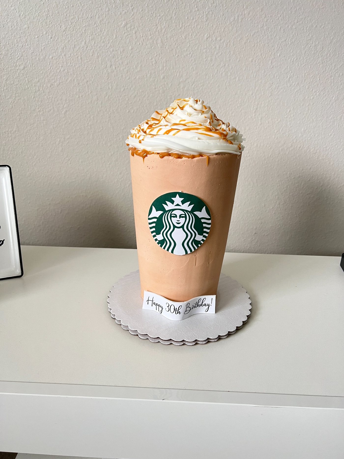 Coffee cup shaped cake